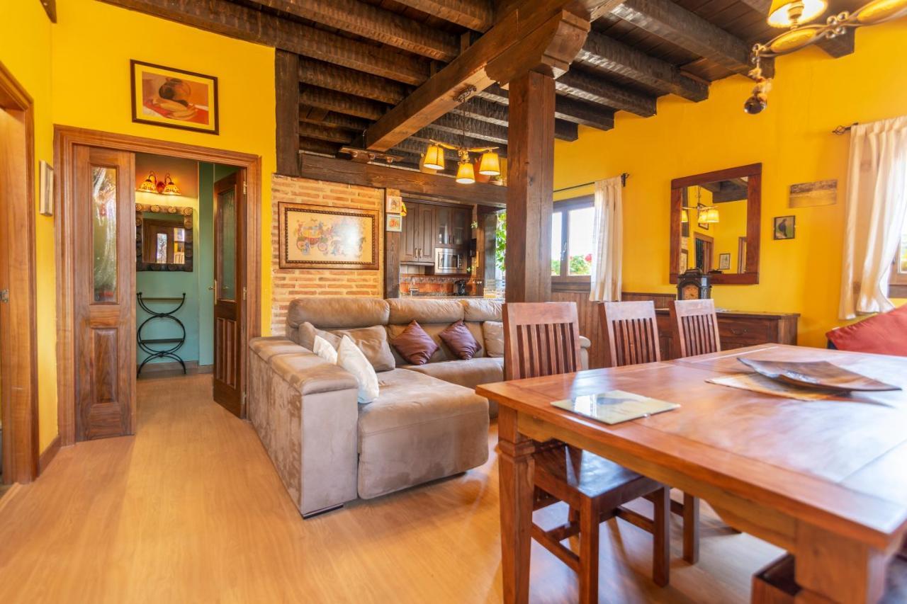 El Nido Del Mirlo Villa Casarejos ภายนอก รูปภาพ